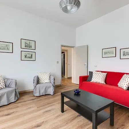 Di Ravenna Apartment *